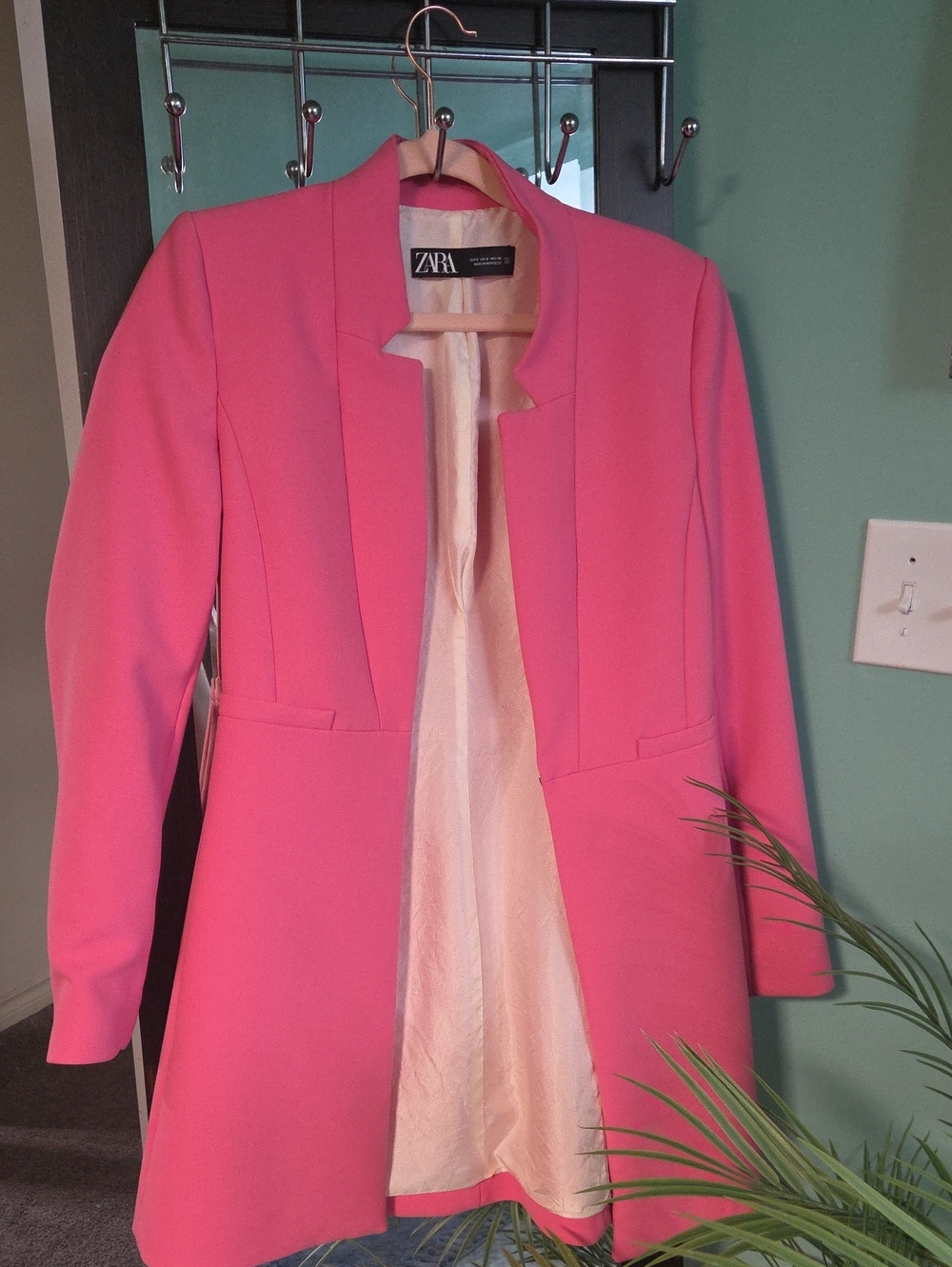 Zara Pink Blazer Size 4 Like New